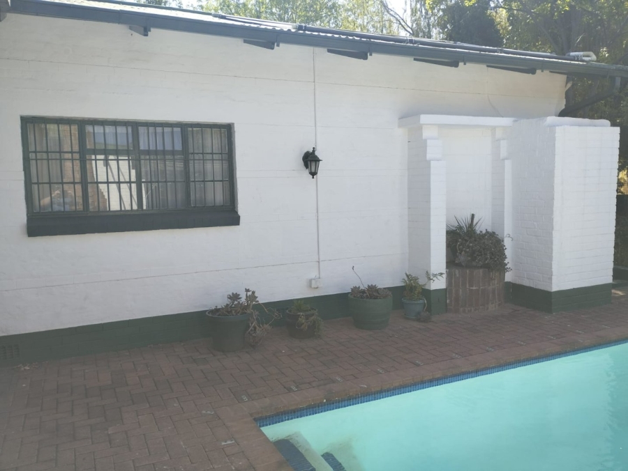 To Let 5 Bedroom Property for Rent in Waverley Free State